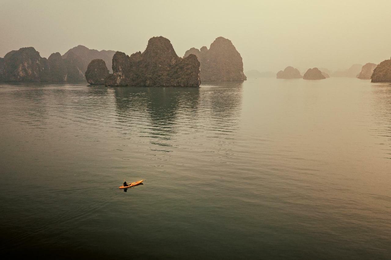 Heritage Line Ylang Cruise - Halong Bay & Lan Ha Bay Ha Long Zewnętrze zdjęcie